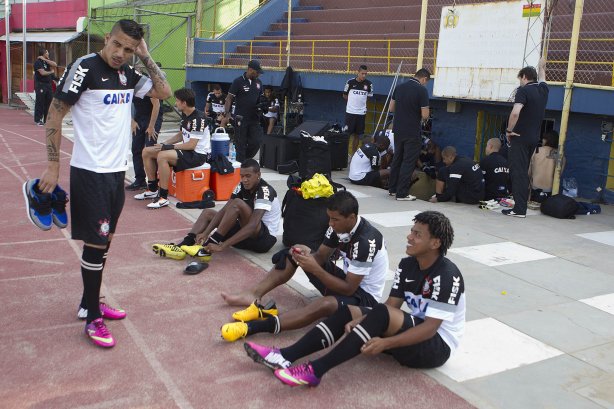 Durante o treino esta tarde no Estadium Felix Capriles, em Cochabamba. O próximo jogo da equipe será quarta-feira, 20/02, contra o San José, na cidade de Oruro/Bolivia, primeiro jogo da fase de classificação da Copa Libertadores de América 2013