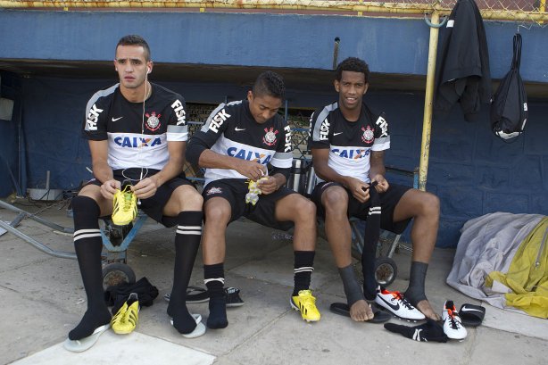 Durante o treino esta tarde no Estadium Felix Capriles, em Cochabamba. O próximo jogo da equipe será quarta-feira, 20/02, contra o San José, na cidade de Oruro/Bolivia, primeiro jogo da fase de classificação da Copa Libertadores de América 2013
