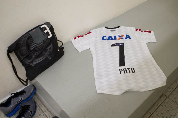 Nos vestiários antes da partida entre Corinthians/Brasil x Millionarios/Colômbia, realizada esta noite no estádio do Pacaembu, segundo jogo da fase de classificação da Copa Libertadores de América 2013