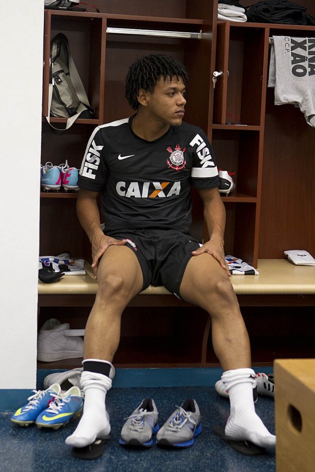 Nos vestiários antes da partida entre Millonarios/Colômbia x Corinthians/Brasil, realizada esta noite no estádio El Campín, em Bogota, jogo da volta da fase de classificação da Copa Libertadores de América 2013