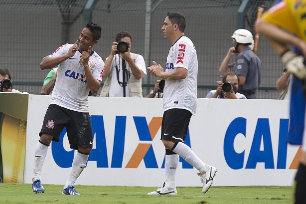 Durante a partida entre Corinthians x São Bernardo realizada esta tarde no estádio do Pacaembu, jogo válido pela 17ª rodada do Campeonato Paulista de 2013