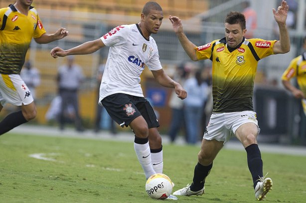 Durante o treino desta manhã na piscina do Hotel Sheraton, em Bogota, onde o time esta concentrado. O próximo jogo da equipe será domingo, dia 07/04, contra o São Bernardo, jogo válido pelo Campeonato Paulista 2013