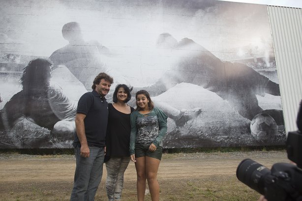 Tupanzinho, na inauguraçnao do painel que retrata seu gol em 1990, primeiro Campeonato Brasileiro do Corinthians, durante o treino desta tarde no CT Joaquim Grava, no Parque Ecológico do Tiete. O próximo jogo da equipe será quarta-feira, dia 10/04, contra o San José, da Bolivia, no Pacaembu, jogo da volta válido pela fase de classificação da Copa Libertadores da América 2013