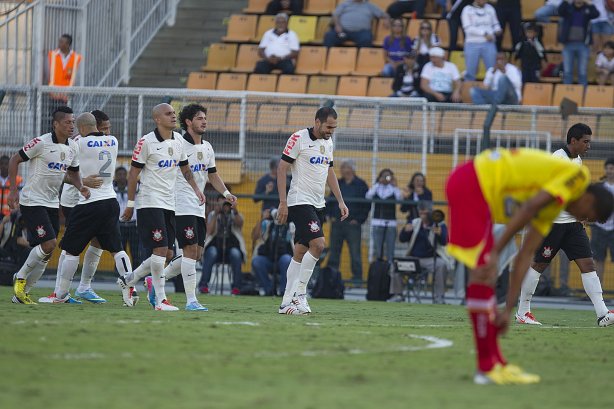 Durante a partida entre Corinthians x Atlético Sorocaba realizada esta tarde no estádio do Pacaembu, jogo válido pela 18ª rodada do Campeonato Paulista de 2013