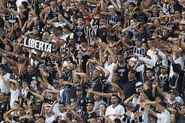 Durante a partida entre Corinthians x Atlético Sorocaba realizada esta tarde no estádio do Pacaembu, jogo válido pela 18ª rodada do Campeonato Paulista de 2013