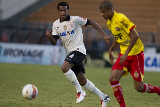 Durante a partida entre Corinthians x Atlético Sorocaba realizada esta tarde no estádio do Pacaembu, jogo válido pela 18ª rodada do Campeonato Paulista de 2013