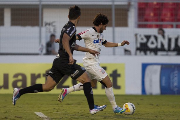 Durante a partida entre Ponte Preta x Corinthians realizada esta tarde no estádio Moisés Licarelli, em Campinas, jogo válido pelas oitavas de final do Campeonato Paulista de 2013