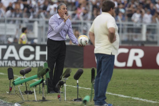 Durante a partida entre Ponte Preta x Corinthians realizada esta tarde no estádio Moisés Licarelli, em Campinas, jogo válido pelas oitavas de final do Campeonato Paulista de 2013