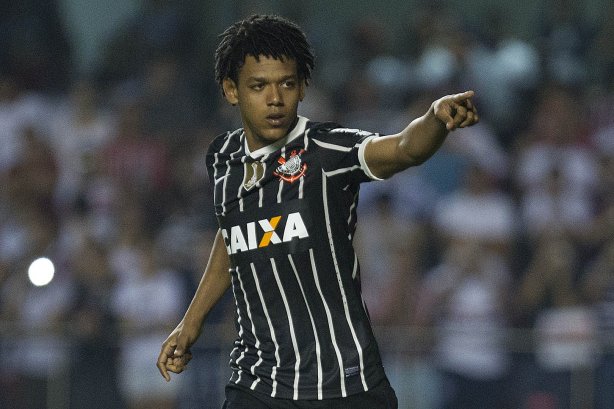 Durante a partida entre São Paulo x Corinthians realizada esta tarde no estádio do Morumbi, jogo válido pelas semifinais do Campeonato Paulista de 2013