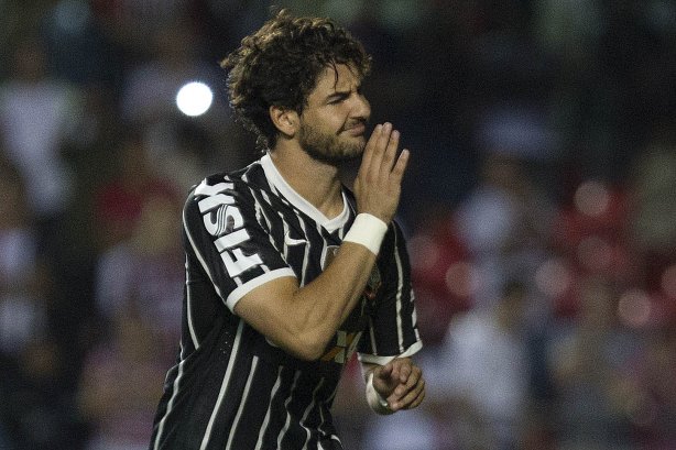 Durante a partida entre São Paulo x Corinthians realizada esta tarde no estádio do Morumbi, jogo válido pelas semifinais do Campeonato Paulista de 2013