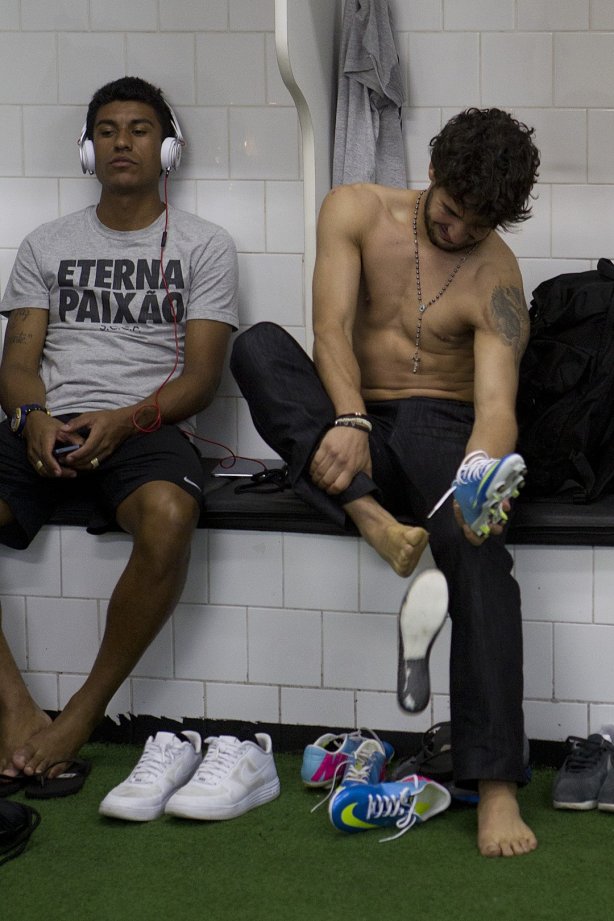 Nos vestiários antes da partida entre São Paulo x Corinthians realizada esta tarde no estádio do Morumbi, jogo válido pelas semifinais do Campeonato Paulista de 2013