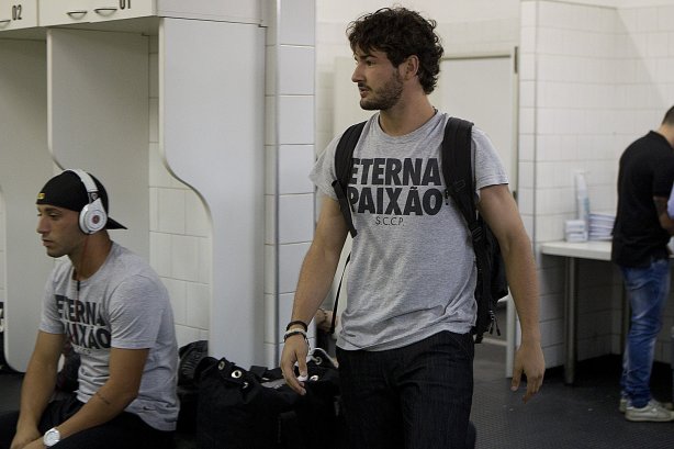 Nos vestiários antes da partida entre São Paulo x Corinthians realizada esta tarde no estádio do Morumbi, jogo válido pelas semifinais do Campeonato Paulista de 2013