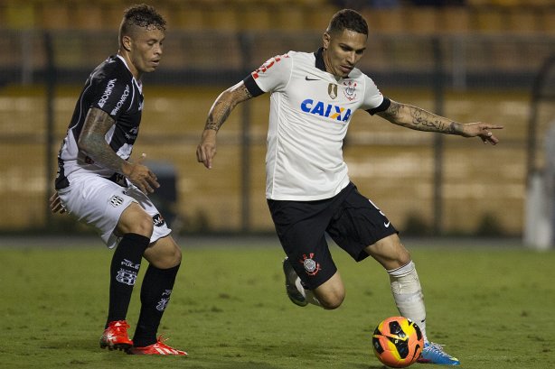 Durante a partida entre Corinthians x Ponte Preta/Campinas, realizada esta noite no estádio do Pacaembu, 3ª rodada do Campeonato Brasileiro de 2013