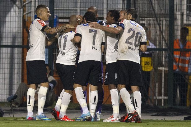 Durante a partida entre Corinthians x Ponte Preta/Campinas, realizada esta noite no estádio do Pacaembu, 3ª rodada do Campeonato Brasileiro de 2013