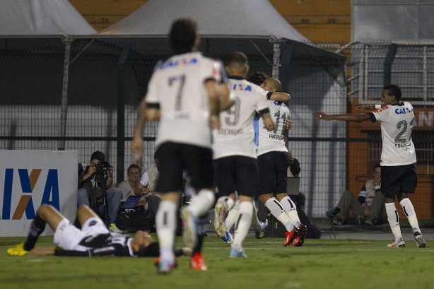 Durante a partida entre Corinthians x Ponte Preta/Campinas, realizada esta noite no estádio do Pacaembu, 3ª rodada do Campeonato Brasileiro de 2013