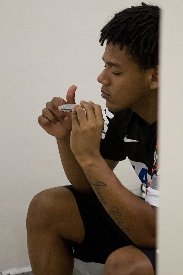 Nos vestiários antes da partida entre Corinthians x Ponte Preta/Campinas, realizada esta noite no estádio do Pacaembu, 3ª rodada do Campeonato Brasileiro de 2013