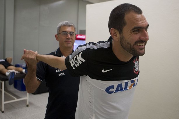 Nos vestiários antes da partida entre Corinthians x Portuguesa, realizada esta noite no estádio do Pacaembu, válida pela 5ª rodada do Campeonato Brasileiro de 2013