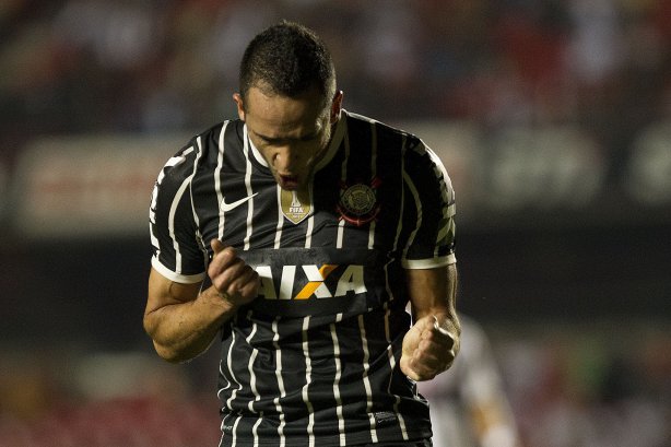 Durante a partida entre São Paulo x Corinthians, realizada esta noite no estádio do Morumbi, jogo de ida da Recopa 2013