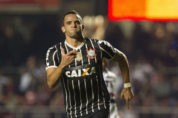 Durante a partida entre São Paulo x Corinthians, realizada esta noite no estádio do Morumbi, jogo de ida da Recopa 2013