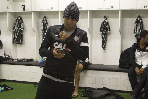 Nos vestiários antes da partida entre São Paulo x Corinthians, realizada esta noite no estádio do Morumbi, jogo de ida da Recopa 2013