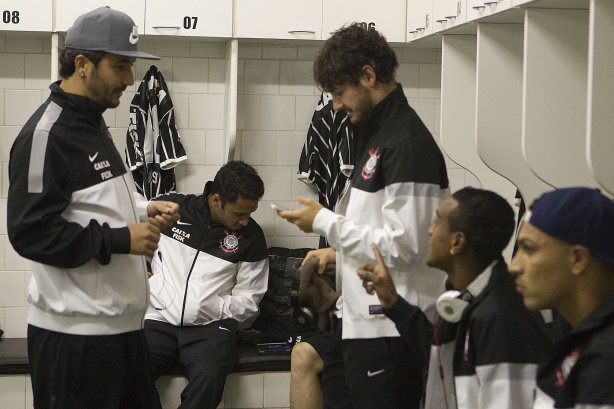 Nos vestiários antes da partida entre São Paulo x Corinthians, realizada esta noite no estádio do Morumbi, jogo de ida da Recopa 2013
