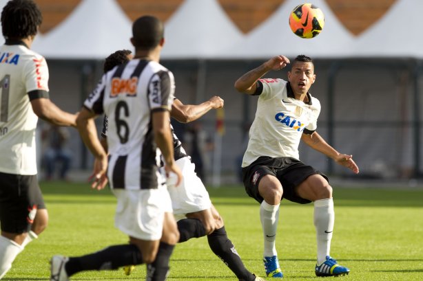 Durante a partida entre Corinthians x Atlético-MG, realizada esta tarde no estádio do Pacaembu, jogo válido pela 7ª rodada do Campeonato Brasileiro 2013