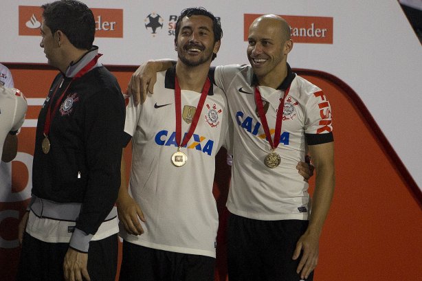 Durante a partida entre Corinthians x São Paulo, realizada esta noite no estádio do Pacaembu, jogo da volta, decisão da Recopa 2013