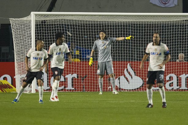 Durante a partida entre Corinthians x São Paulo, realizada esta noite no estádio do Pacaembu, jogo da volta, decisão da Recopa 2013