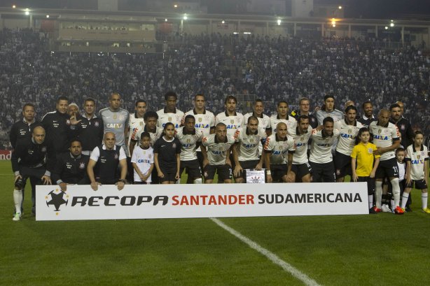 Durante a partida entre Corinthians x São Paulo, realizada esta noite no estádio do Pacaembu, jogo da volta, decisão da Recopa 2013