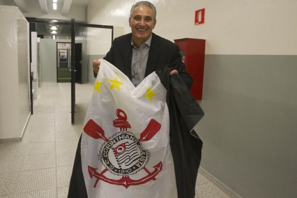 Durante a partida entre Corinthians x São Paulo, realizada esta noite no estádio do Pacaembu, jogo da volta, decisão da Recopa 2013