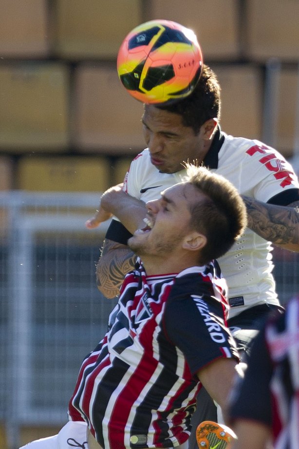 Durante a partida entre Corinthians x São Paulo, realizada esta tarde no estádio do Pacaembu, válida pela 9ª rodada do Campeonato Brasileiro de 2013