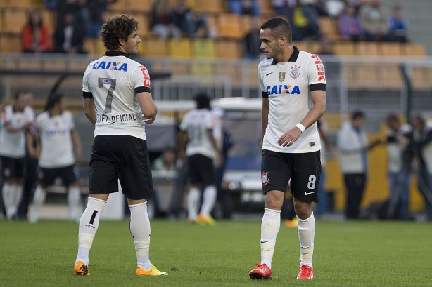 Durante a partida entre Corinthians x São Paulo, realizada esta tarde no estádio do Pacaembu, válida pela 9ª rodada do Campeonato Brasileiro de 2013
