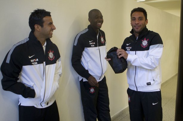 Nos vestiários antes da partida entre Corinthians x São Paulo, realizada esta tarde no estádio do Pacaembu, válida pela 9ª rodada do Campeonato Brasileiro de 2013