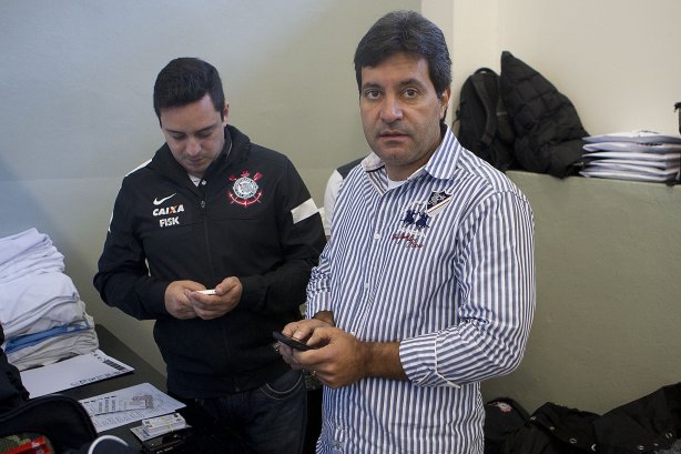 Nos vestiários antes da partida entre Corinthians x São Paulo, realizada esta tarde no estádio do Pacaembu, válida pela 9ª rodada do Campeonato Brasileiro de 2013