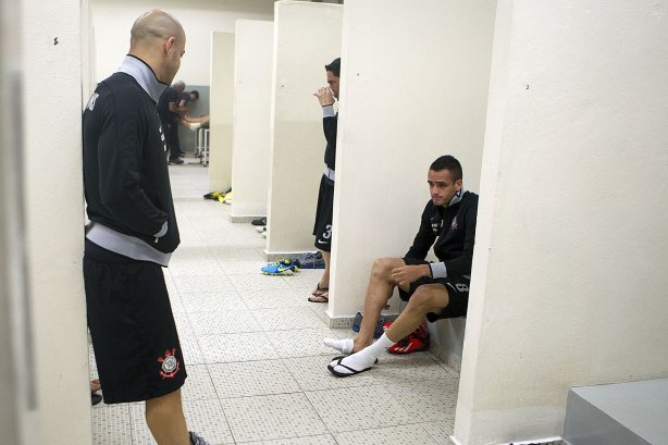 Nos vestiários antes da partida entre Corinthians x Grêmio, realizada esta noite no estádio do Pacaembu, válida pela 10ª rodada do Campeonato Brasileiro de 2013