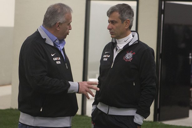 Nos vestiários antes da partida entre Corinthians x Grêmio, realizada esta noite no estádio do Pacaembu, válida pela 10ª rodada do Campeonato Brasileiro de 2013