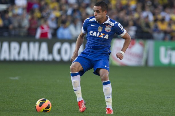 Durante a partida entre Criciuma/SC x Corinthians, realizada esta tarde no estádio Heriberto Hulse, válida pela 11ª rodada do Campeonato Brasileiro de 2013
