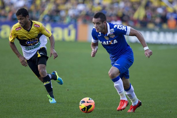 Durante a partida entre Criciuma/SC x Corinthians, realizada esta tarde no estádio Heriberto Hulse, válida pela 11ª rodada do Campeonato Brasileiro de 2013