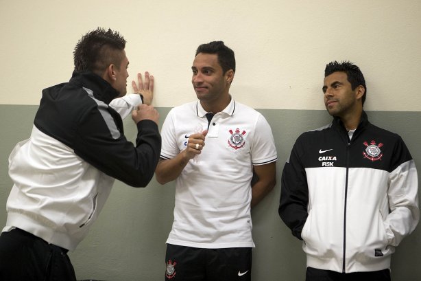 Nos vestiários antes da partida entre Corinthians x Luverdense Esporte Clube/MT, realizada esta noite no estádio do Pacaembu, válida pelas oitavas de final, jogo da volta da Copa do Brasil 2013