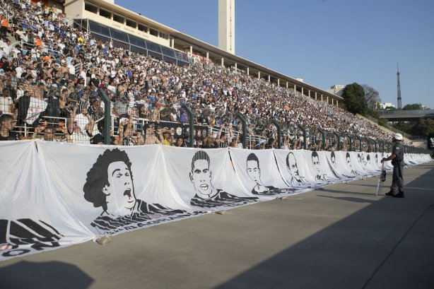 Durante a partida entre Corinthians x Luverdense Esporte Clube/MT, realizada esta noite no estádio do Pacaembu, válida pelas oitavas de final, jogo da volta da Copa do Brasil 2013