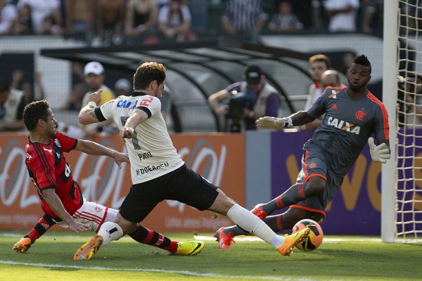 Nos vestiários antes da partida entre Corinthians x Flamengo, realizada esta tarde no estádio do Pacaembu, 17ª rodada do Campeonato Brasileiro de 2013