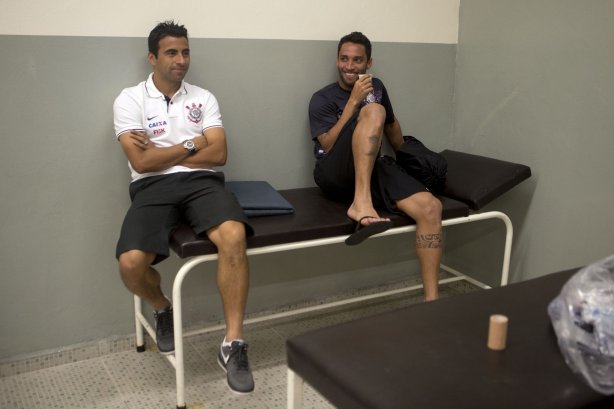 Nos vestiários antes da partida entre Corinthians x Flamengo, realizada esta tarde no estádio do Pacaembu, 17ª rodada do Campeonato Brasileiro de 2013