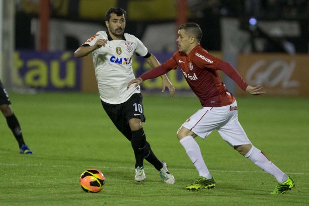 Durante a partida entre Internacional/RS x Corinthians, realizada esta noite no estádio do Vale, em Novo Hamburgo/RS, válida pela 18ª rodada do Campeonato Brasileiro de 2013