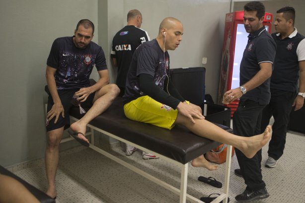 Nos vestiários antes da partida entre Corinthians x Nautico/PE, realizada esta tarde no estádio do Pacaembu, válida pela 19ª rodada do Campeonato Brasileiro de 2013