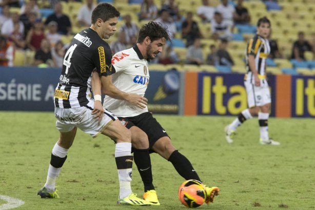 Durante a partida entre Botafogo x Corinthians, realizada esta noite no estádio do Maracanã, válida pela 20ª rodada do Campeonato Brasileiro de 2013