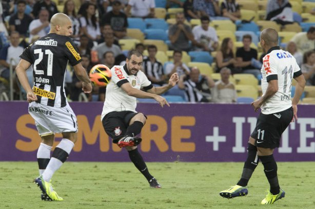 Durante a partida entre Botafogo x Corinthians, realizada esta noite no estádio do Maracanã, válida pela 20ª rodada do Campeonato Brasileiro de 2013