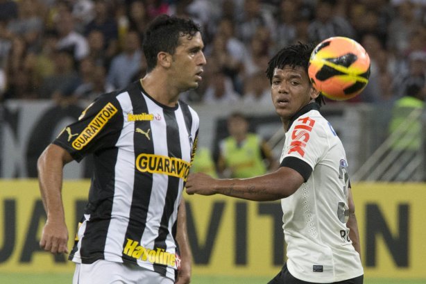 Durante a partida entre Botafogo x Corinthians, realizada esta noite no estádio do Maracanã, válida pela 20ª rodada do Campeonato Brasileiro de 2013