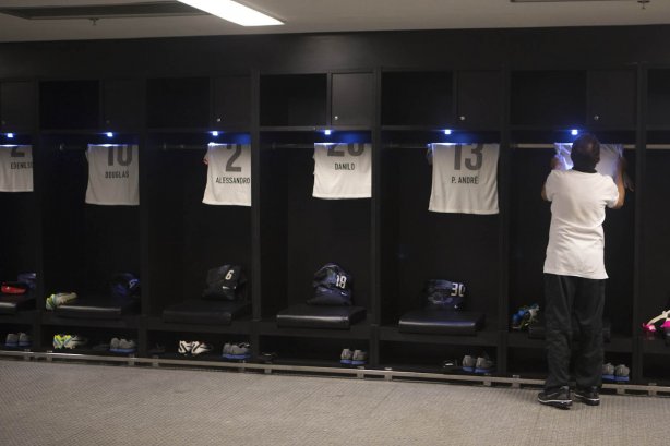 Nos vestiários antes da partida entre Botafogo x Corinthians, realizada esta noite no estádio do Maracanã, válida pela 20ª rodada do Campeonato Brasileiro de 2013