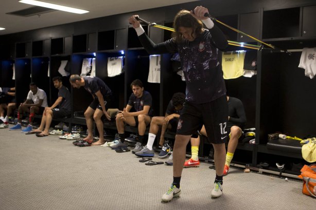 Nos vestiários antes da partida entre Botafogo x Corinthians, realizada esta noite no estádio do Maracanã, válida pela 20ª rodada do Campeonato Brasileiro de 2013