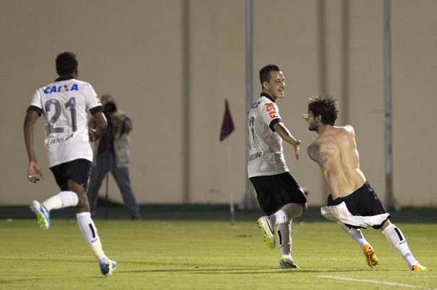 Durante a partida entre Corinthians x Fluminense, realizada esta noite no estádio da Fonte Luminosa, em Araraquara, válido pela 33ª rodada do Campeonato Brasileiro de 2013